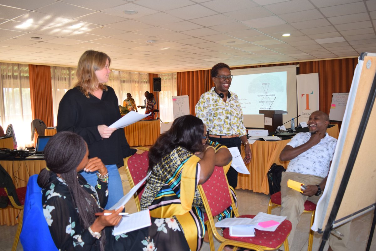 TanagerIntl's tweet photo. Social &amp; behavior change SBC is most effective when the design is human-centered &amp; takes a participatory approach during program design &amp; implementation. Developing specific objectives based on root cause of the issue is crucial in creating an effective SBC program
#SBCTraining https://t.co/F1MVrYE0Sk