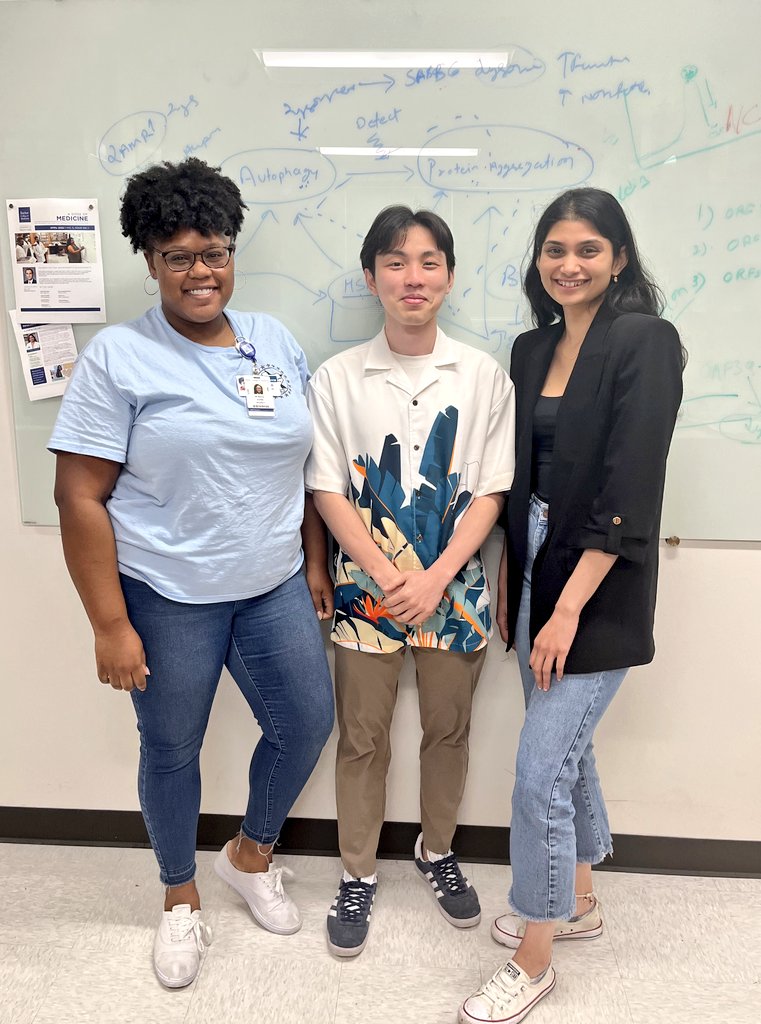MysorekarLab's tweet image. Super proud of these three talented and bright scholars in @MysorekarLab who passed their QEs with flying colours!!
Congratulations 🎉🎉🎉!
@AdwaitaParab @brittjones0993 @Long_B_Tran @BCMDeptMedicine @BCMIDFellowship @BCMGradSchool 
Now ready to go discovering!!..