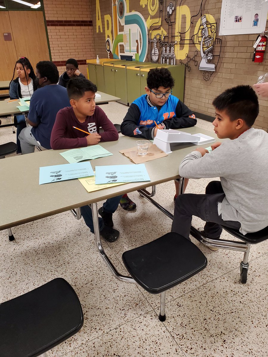 EckertES_AISD's tweet photo. Science is best learned by investigating! Thank you Science Coaches for coming out and allowing our Eagles to explore! @Jennife515price @esmvalsin @LauraMatiasSeg1 https://t.co/ye96h4DOds