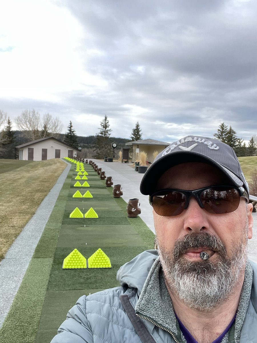 2023 starting off with all my friends again