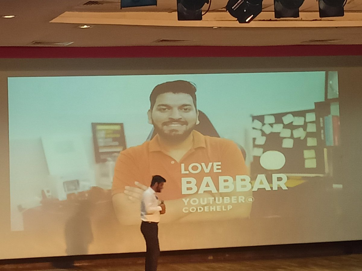 its_shivam_2812's tweet image. Today I attended a Seminar in my college in  which @lovebabbar3 bhaiya came to give a talk 🎉❤️

#codehelp #code #talk #lovebabbar