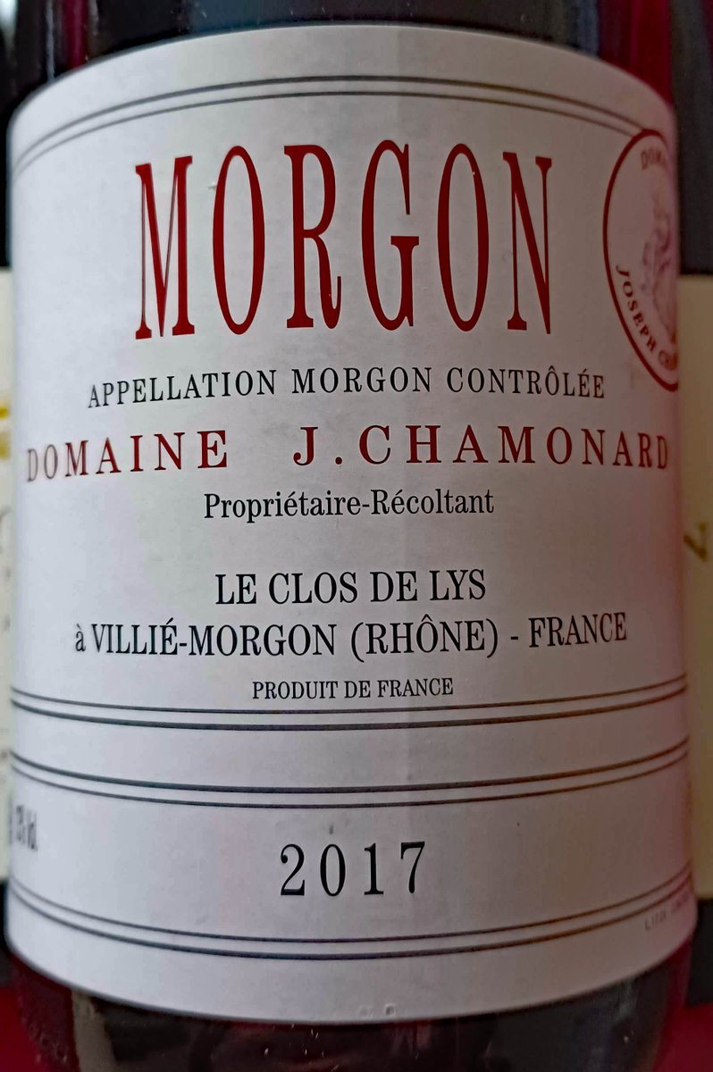 A Champion Morgon By Chamonard. Opening 'always a precious moment' corkbilly.com/2023/04/a-cham… @LeCaveau1 @GreenManWines1 @colmmccan @bradleys_offlic @lecaveau2 @64_Wine #beaujolais #morgon