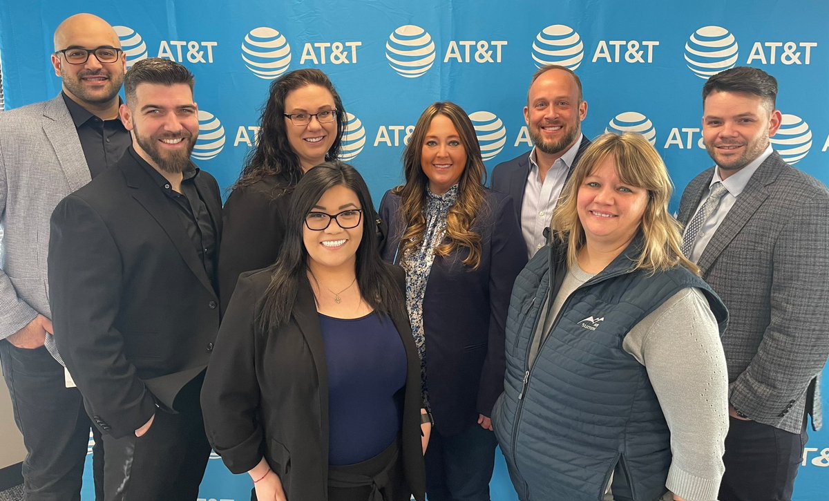 OfficialJoshuaN's tweet photo. Happy Birthday OfficialAmyIvey 🎂, Our fearless leader, who pushes and inspires us everyday! #DUVALLLLLLLL 
@ike_beeze @BOLDNP @SeabaughAmanda @One_FLA @officialbtwist @TravisMacarages @HammAnson @FredStrand1997 @TheoAlomran @mitchellsean60 https://t.co/dNEmQ70BZB