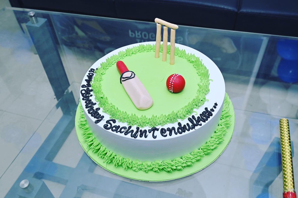 impranjals's tweet image. Happy Birthday, 10DULKAR! 
Happy Birthday, Legend!
#LegendaryPerformance #50ForSachin #HappyBirthdaySachin #Apol10 #10Performance #Neerajautoagency #Pratapgarh #happy50thbirthdaysachin #HappyBirthdaySachinTendulkar @iamneerajkanwar @apollotyres