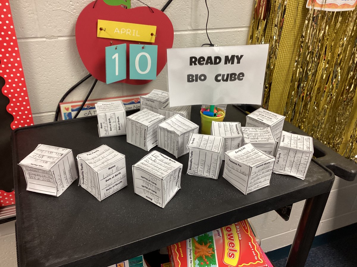 CarySD26's tweet photo. Check out these amazing @DeerPathCary 2nd graders who are creating sentences & finishing their biography cubes! Learning about important figures & showing creativity/hard work. Keep it up! #D26learns #2ndgrade #BiographyCubes #creativity #hardwork #education #dpcomets https://t.co/8qkw4R0XKN