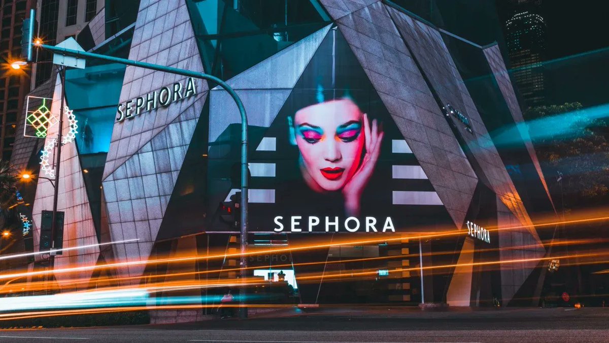 Personal care and beauty retailer Sephora has announced the launch of a new sustainable waste collection programme named ‘Beauty (Re)purposed’ to help minimise packaging waste. 

buff.ly/3V15YBL 

<a href="/Sephora/">Sephora</a> 

#beauty #packaging