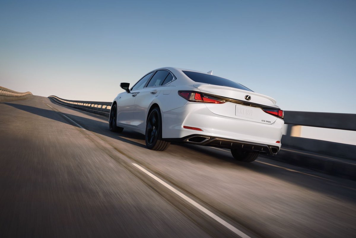 Experience the elegance and versatility of the 2023 #Lexus ES at our showroom. Refined design, impressive fuel efficiency, and advanced safety features combine to craft the ideal luxury sedan.

#AcceleRide #LexusES #DriveLexus