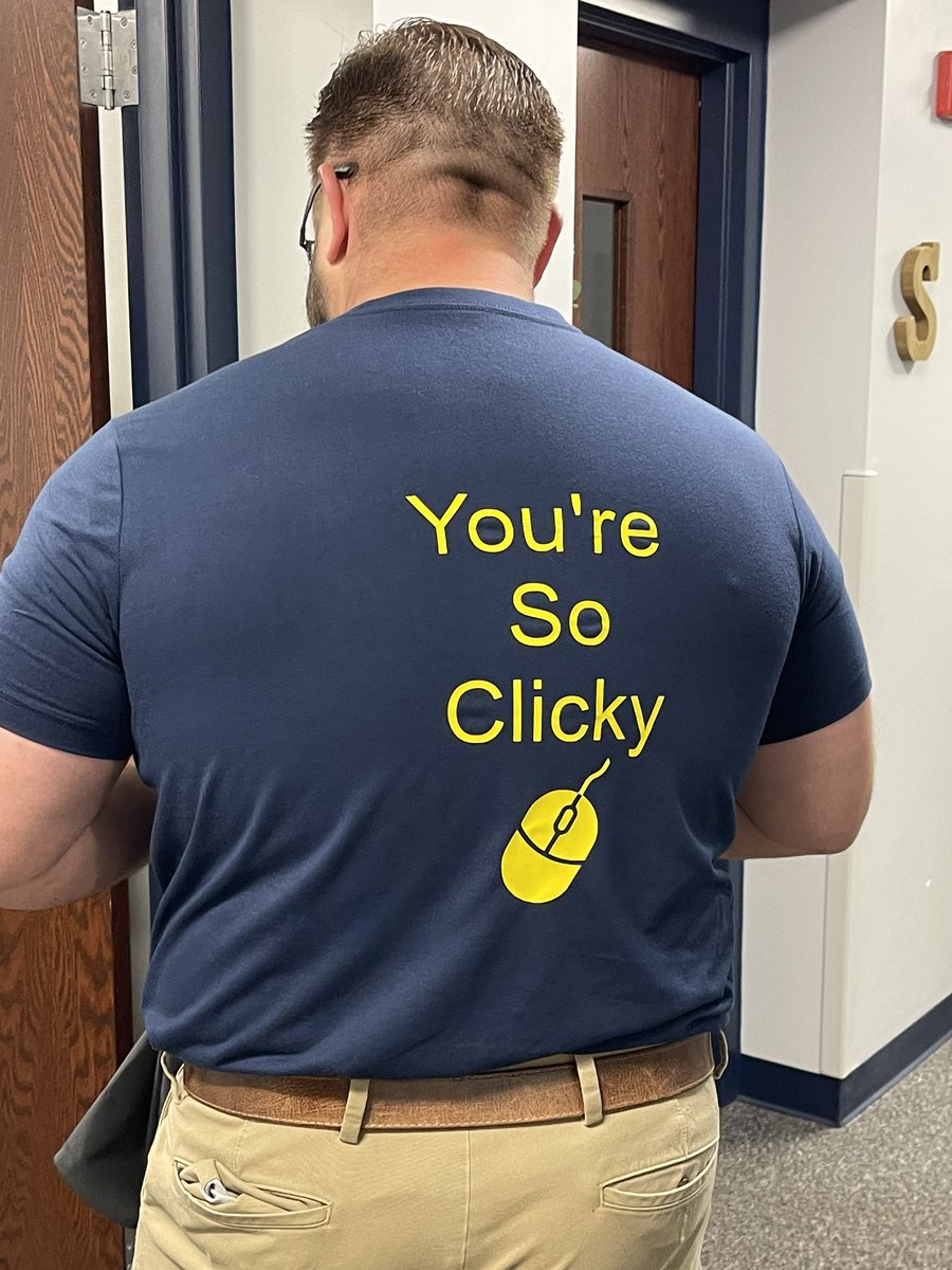 Stop 🛑, Read 📖, Think 🤔, Respond ✍️ We are finishing up Ilearn this week <a href="/GIScougars/">GIScougars</a>. <a href="/GIS_Principal/">Bronson Curtis</a>  @GIS_AsstPrin #youaresoclicky #1gc
