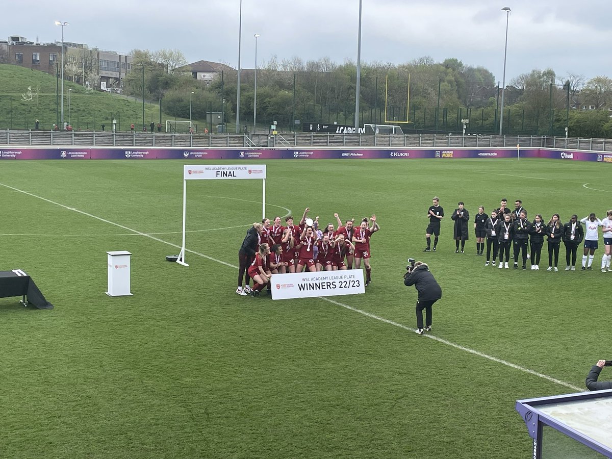 JonMaloney9's tweet image. A great day yesterday seeing a number of our @G2CollegeSoccer clients playing in the FAWSL Academy finals day in Loughborough.

Superb facilities and I can’t wait to see these players start their student athlete careers soon.

#Go2Community
#Proud

🇬🇧⚽️🇺🇸🔥