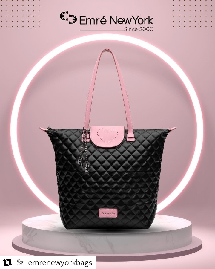 EMRENY's tweet photo. Informed by our managers that the reorder of the new Emre NewYork,Manhattan bag; in black/ pastel pink has arrived in stock! Thank you for purchasing @ 
https://t.co/pwFBsUsDsz globally.

Stoğumuzda hızla tükenen yeni siyah/ pastel pembe garnili,Manhattan çanta repeteleri geldi. https://t.co/JqYZnRz4lu