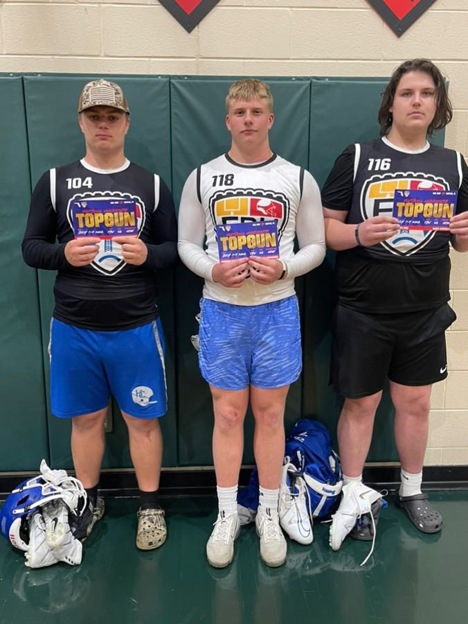 Johnson_Ricky54's tweet photo. Great job at the FBU football camp  @ZacharyKitchen2 @BrendenV20 https://t.co/CM2XyGdNC9