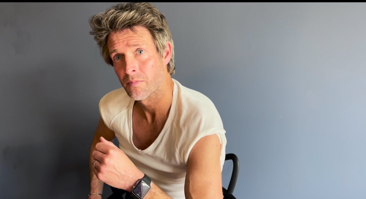 IanWillywilly's tweet image. Kick starting the week with a TV #selftape Done, Dusted Forget about it. 
( it’s not easy I know) 
📸 #AlanHoward 
Agent Email lee@leemorgan.biz
Showreel mediaviewer.spotlight.com/artist/showree…
Spotlight spotlight.com/3810-5618-6904
#Castings #Film #Tv #Headshot #Actor #castingcall #casting #showreel