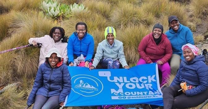 FinLitBae's tweet photo. This was such a special moment. 

All the girlies in this picture summited Mount Kenya's trekking peak, Point Lenana, 4,985m ASL in the weeks after. 

We march on to Mt Everest 5364m Base Camp; via Mount Kilimanjaro 5,895m. 

Dare us 🤪

Also Kenyan Huns 😍❤️🤌🏾🔥

#finally40 https://t.co/e4bzIgl17M