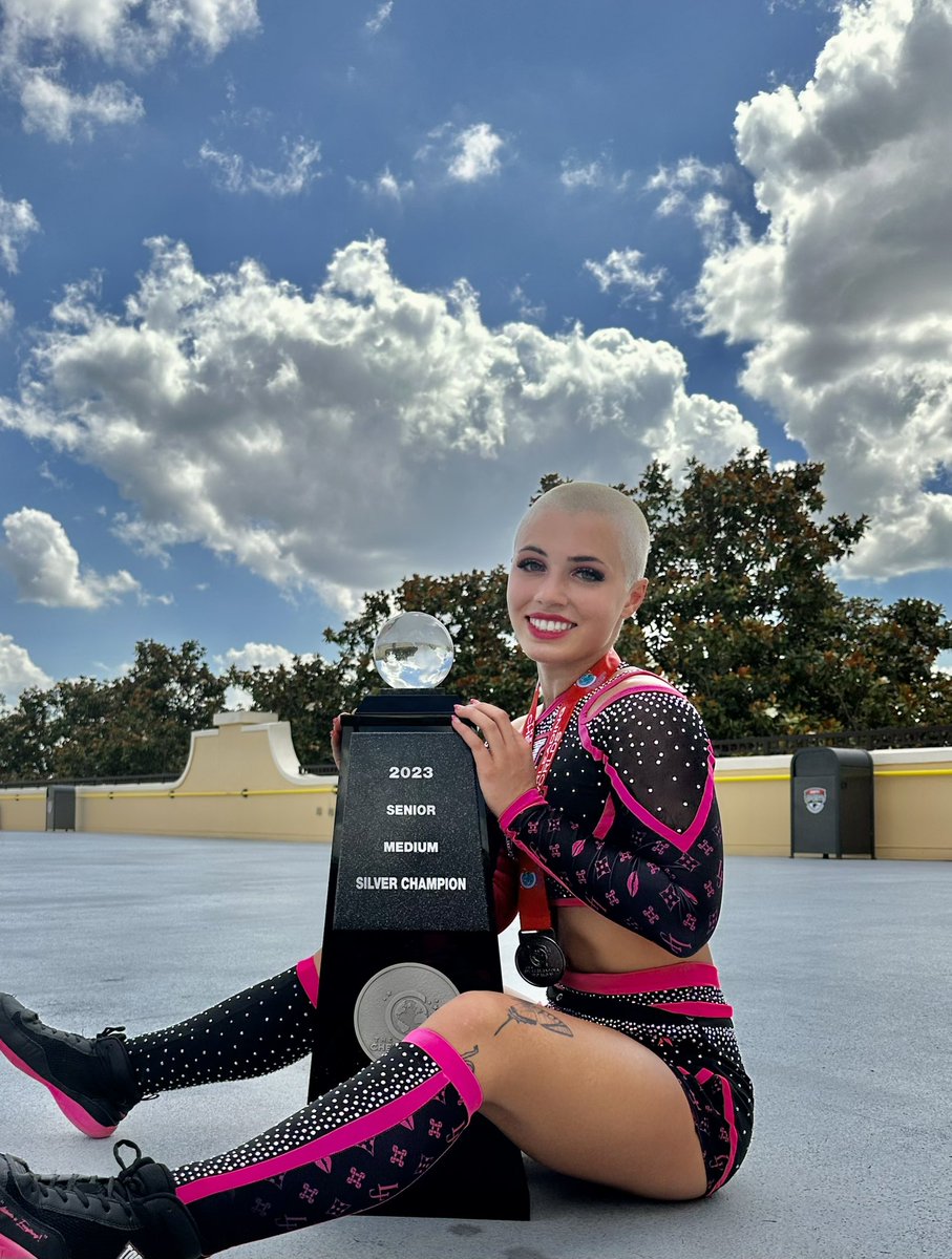 jenna ♡ tweet media