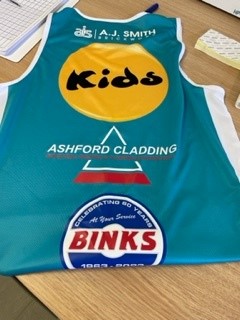 Pleased to be sponsoring Jude for the London Marathon – running for a great cause – if anyone could afford any donations I know they will be much appreciated. justgiving.com/JUDE-LEONARD1