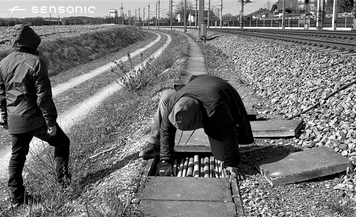 How can we avoid #cabletheft on the #railway? I explore some funky new technology that can detect trespass on the track even in remote regions. 
sensonic.com/en/blog/how-to…