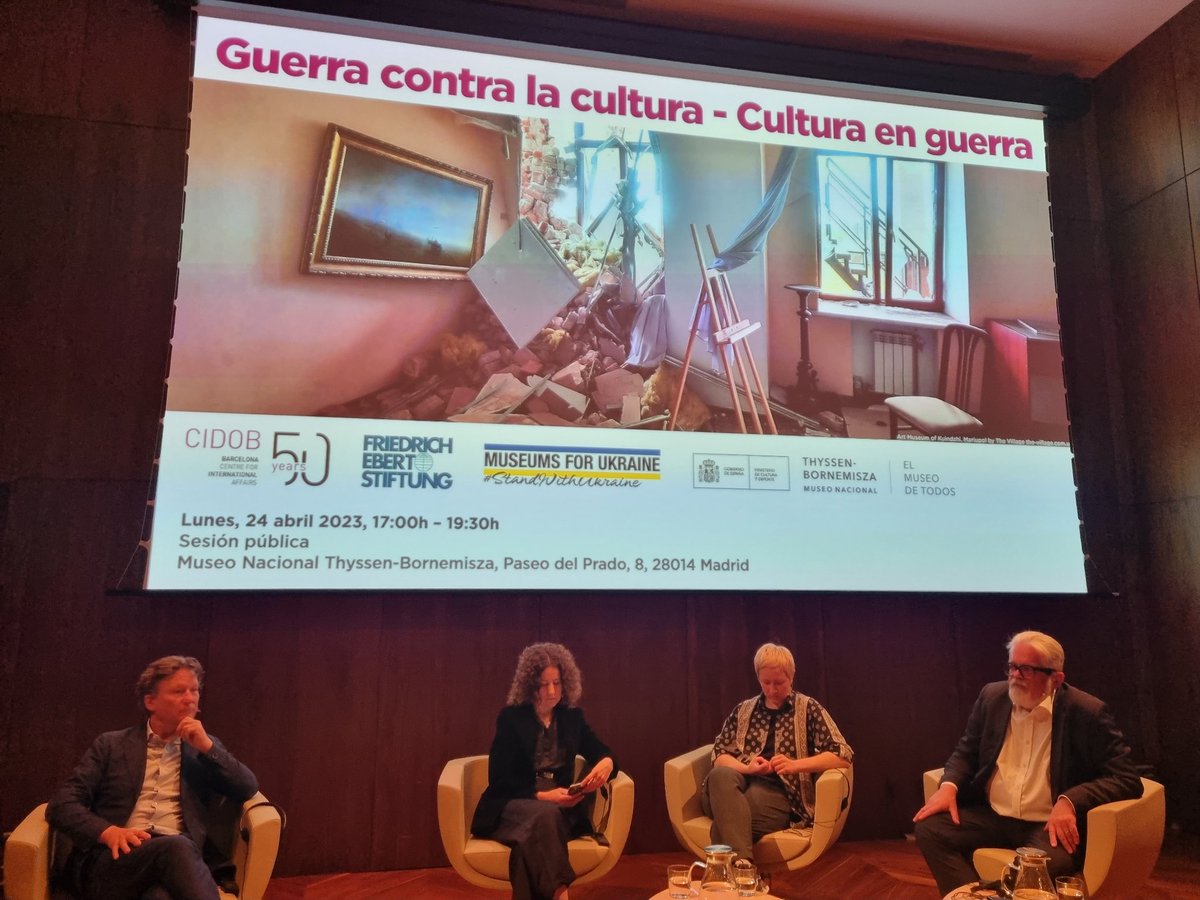 annabosch's tweet photo. #Ucrania La sesión matinal, a puerta cerrada, se ha centrado en la política pura y dura.
Esta tarde, acto público sobre #Cultura y #Guerra
Con artistas ucranianos y  Francesca Thyssen-Bornemisza, creadora de #MuseumsForUkraine  
Organiza @FESonline  @CidobBarcelona @MuseoThyssen https://t.co/uzxsTe253w