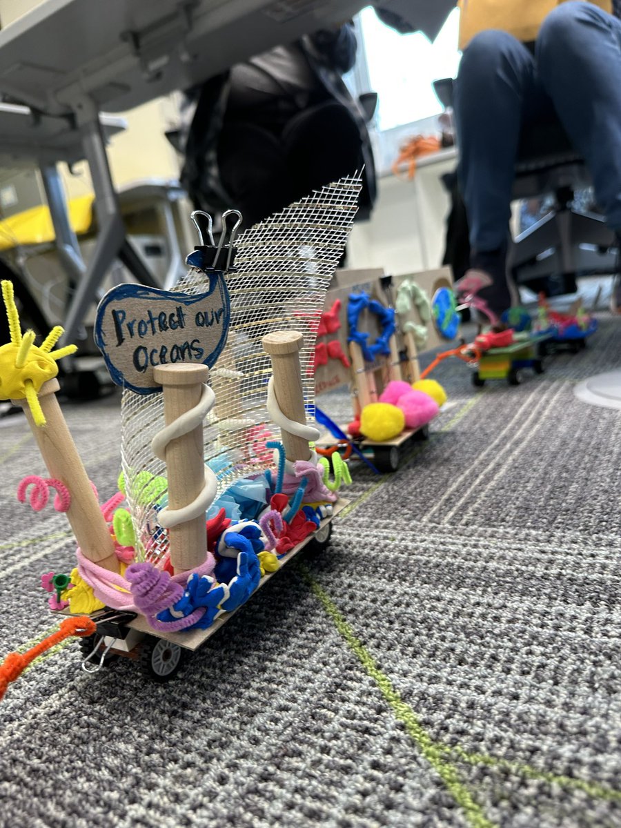 DrAmyMercado's tweet photo. #climateaction #PD fun today for our #STEAM teachers! We began our day making floats for the @TerrapinBots showing our commitment to #problemsolvingfortheplanet #LIVwithTech https://t.co/SOqsY7zfb0