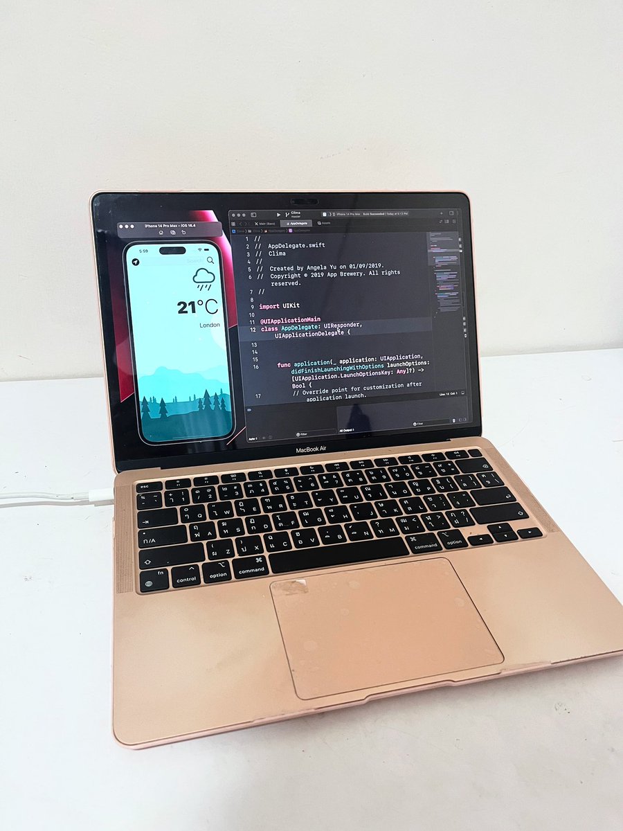 hmoo_ios's tweet image. 🏁Setting up Weather app 
Day 26

Section 13 of Dr Angela Yu’s iOS development 

✔️Today I learnt :
-dark mode &amp;amp; vector images
-UITextField

#100DaysOfCode #100dayofswift #iosdev #100daysofcoding #xcode #angelayu #100DaysOfSwiftUI #iosdevelopers #udemy #swiftdeveloper