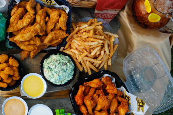 Takeoutstar's tweet photo. Goldfinger's has something for everyone! With 3 convenient locations in Dothan, delicious chicken has never been easier to get. Enter code GOLDFINGERS at check out and get 10% off your food total when you order delivery at https://t.co/HI1RjuWGkn 
 #fooddelivery #Takeoutstar  ... https://t.co/K4yWvvdLnO
