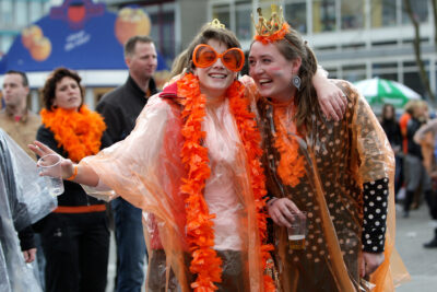 Weet je al wat je gaat doen met Koningsdag? Check onze website voor alle leuke events in de stad! #rotterdam #koningsdag #events mustsee.today/must-see-event…