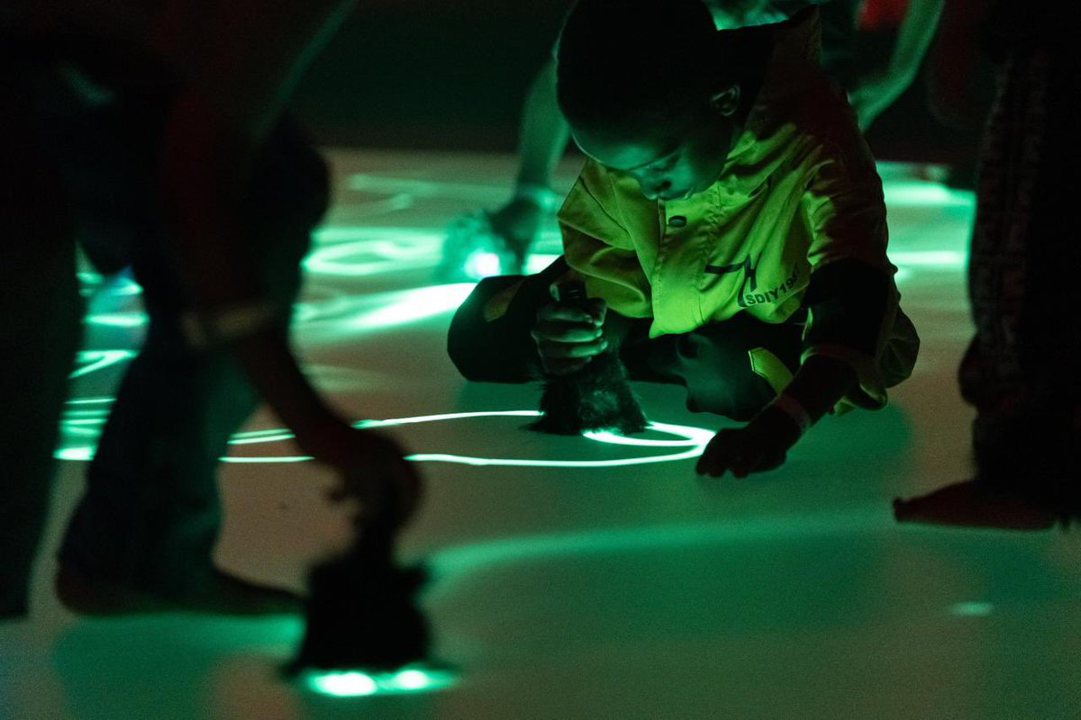 نور الرياض on Twitter "‘Sea of Light’ by Patch Theatre was one of the