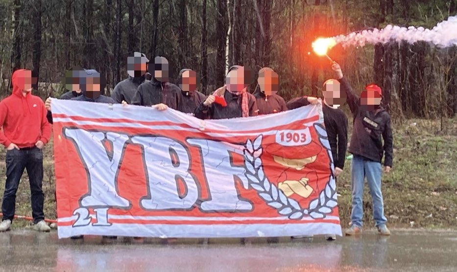 Flexifelix0's tweet image. YB på tur!