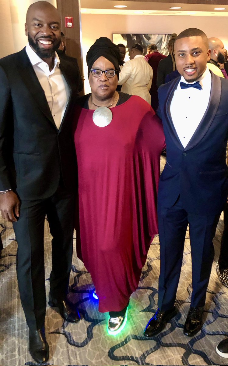 In the company of two amazing souls, @Elliott_coopr and @gregmathisjr, at the I am Awards so proud of them.
#IamAwards #IamAwards2023