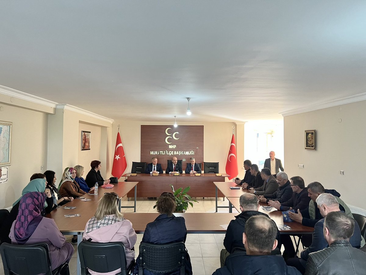 AknYILMAZ4's tweet photo. 📍#MURATLI
MHP Muratlı ilçe başkanımız Hüseyin TUFAN be teşkilat mensuplarınız makamında ilçe başkanımız Ali Atılgan ve teşkilat mensuplarımızla birlikte ziyaret edip Genel konular hakkında istişarelerde bulunduk.
İlgi ve alakasından dolayı teşekkür ederiz. — https://t.co/qaCefLm9Ek
