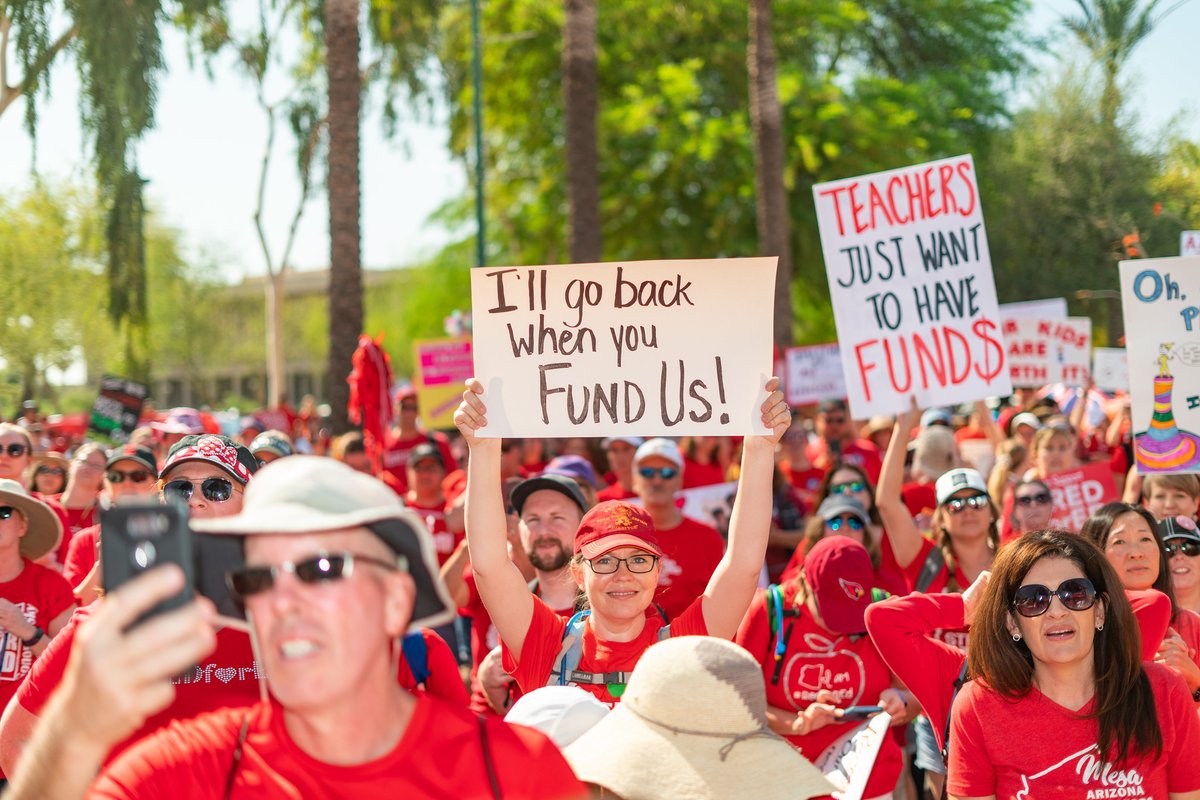 ArizonaEA's tweet image. This spring marks the five year anniversary of #RedforEd! Join us this week as we share photos and videos &amp;amp; remember a whirlwind few weeks of organizing, joy, unity and community! #RedforEd #5YearsLater