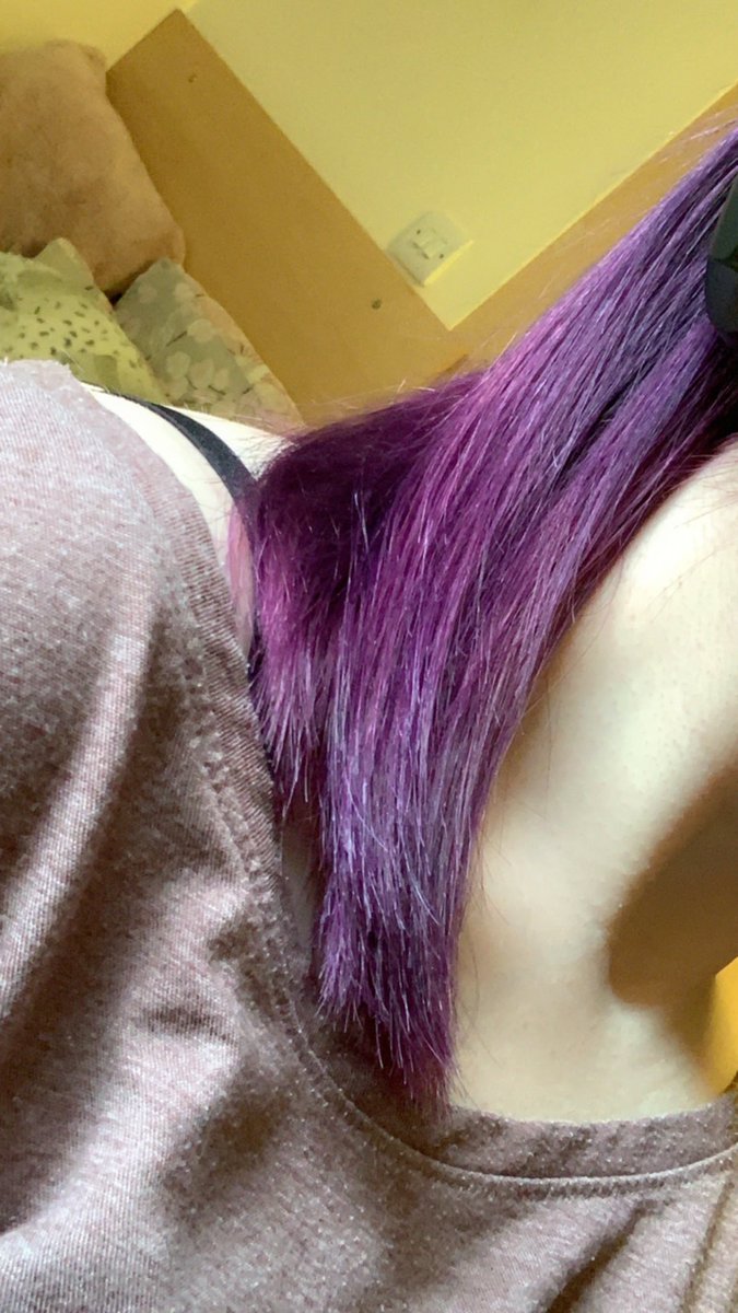 AngelicDemoniaV's tweet photo. Also my hair is purple now

I hope everyone is doing well 💞 https://t.co/WImWqR0RWL