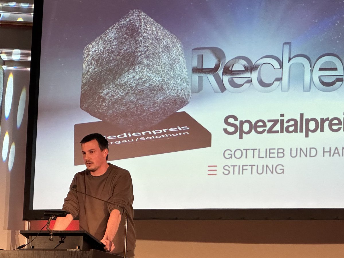 Lucien Fluri (@lucienfluri) on Twitter photo Gratulation an <a href="/RaphaelKarpf/">Raphael Karpf</a> <a href="/SZSolothurn/">SolothurnerZeitung</a> zum Recherchepreis AG/SO für eine medienethisch wichtige Geschichte.
Ein unschuldiger Vater wird in den Medien verurteilt: Rekonstruktion des Falls «Nathalie», eines vermeintlichen Skandals
solothurnerzeitung.ch/solothurn/kant… Gratulation an <a href="/RaphaelKarpf/">Raphael Karpf</a> <a href="/SZSolothurn/">SolothurnerZeitung</a> zum Recherchepreis AG/SO für eine medienethisch wichtige Geschichte.
Ein unschuldiger Vater wird in den Medien verurteilt: Rekonstruktion des Falls «Nathalie», eines vermeintlichen Skandals
solothurnerzeitung.ch/solothurn/kant…