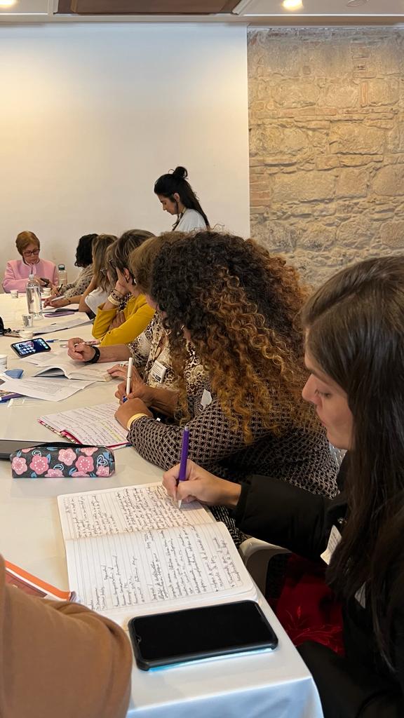 𝒦𝒶𝓇𝓂ℯ𝓃 ℛ𝒶𝓂𝒾́𝓇ℯ𝓏 ℬℴ𝓈𝒸𝒶́𝓃 tweet media