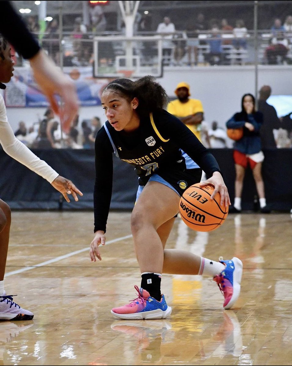 Went 4-1 at UAA Session 1!! Had a lot of fun on and off the court with my teammates! <a href="/MinnesotaFury/">Minnesota Fury AAU</a> @MNFury2026UAA