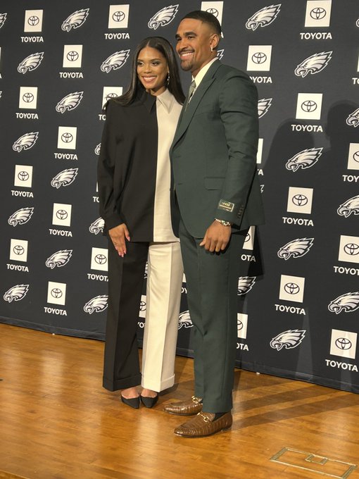 Bryonna 'Bry' Burrows, Jalen Hurts' Girlfriend 5 Fast Facts Bryonna 'Bry' Burrows, Jalen Hurts' Girlfriend 5 Fast Facts