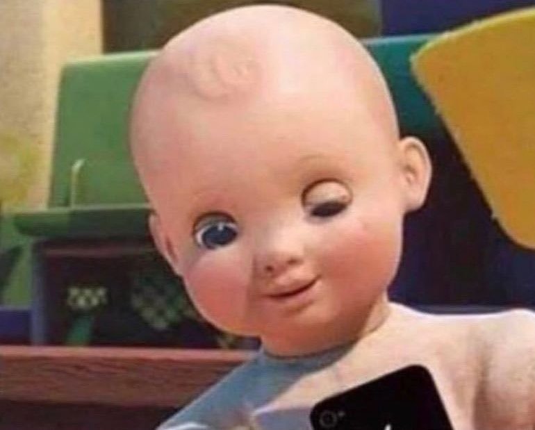 cuando te acabas de despertar e intentas leer los primeros mensajes