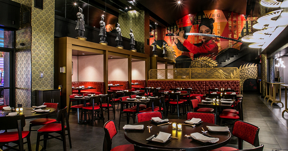 PFChangsCareers's tweet photo. Did you know P.F. Chang's has 4 flagship locations? Each restaurant offers a multi-story dining room, exclusive menus, and an experience unlike any other. Apply today to join in on the fun at https://t.co/X3UMY0OY5i. #pfchangs #careers #nowhiring https://t.co/zfKH0hF1Ht