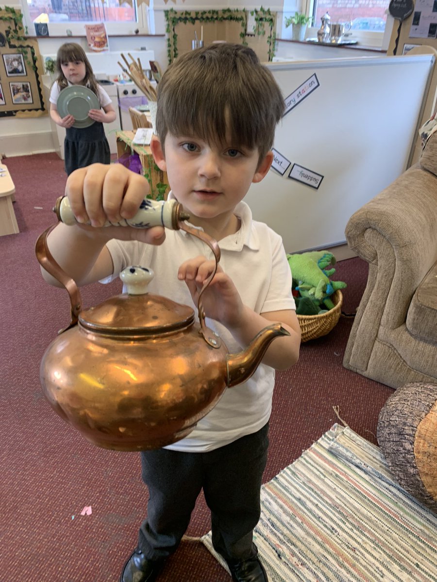 ABCPschool's tweet photo. #ABReception have continued their learning on #materials this week by exploring #metal by searching for metal around around environment and discussing its properties. #ABScience #eyfs #understandingtheworld https://t.co/Rmqulph5AM