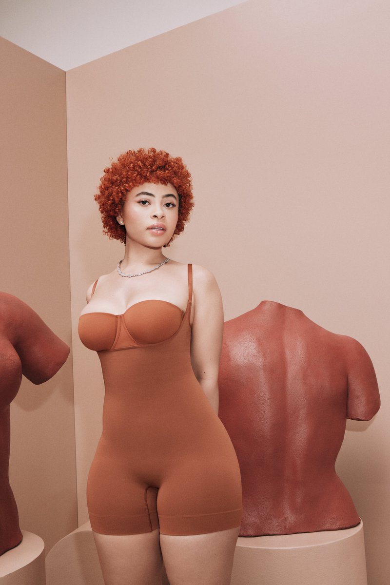 KimKardashian's tweet photo. COMING APRIL 27: NEW SHAPEWEAR. Get ready for the next generation of our viral shapewear, led by a new generation of icons. https://t.co/hKSYBLsqlG