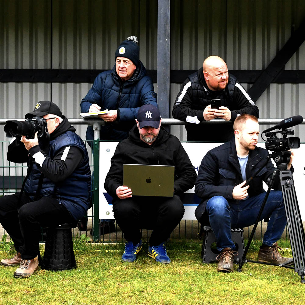 A group of dedicated non-league volunteers consistently producing professional content. 

Another great season with the <a href="/PlymouthPFC/">Plymouth Parkway FC</a> media team.

Thank you 💛💙

Enjoy the break boys, back at it in no time! 

#ppfc