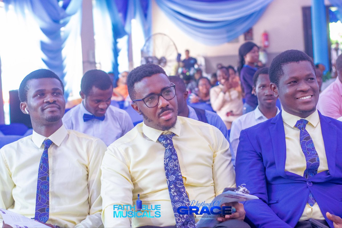 thebluemusicals's tweet photo. Faithbluemusicals Easter Special was more special because you all graced the occasion with your beautiful faces....
#FBMEasterSpecial
#RhythmsofGrace https://t.co/6mjNDe9SNX
