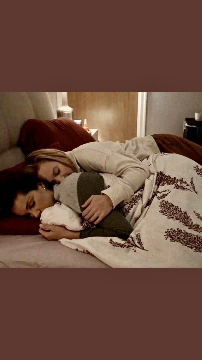 EmmaaGabriellaa's tweet image. Hiiiii lovely beautiful people , WHOS READY FOR ANOTHER UPDATE ON MY STORYLINES? Whoo hooo 🥳 , récent posts are under this vulnerability and adorable pic ( Chapter 5) #EmmaWrites #ChapterFive #ThankYouSoMuchForReading #MayaAndCarina #WhatWeAreNeverGoingToSeeOnStation19 #Wattpad