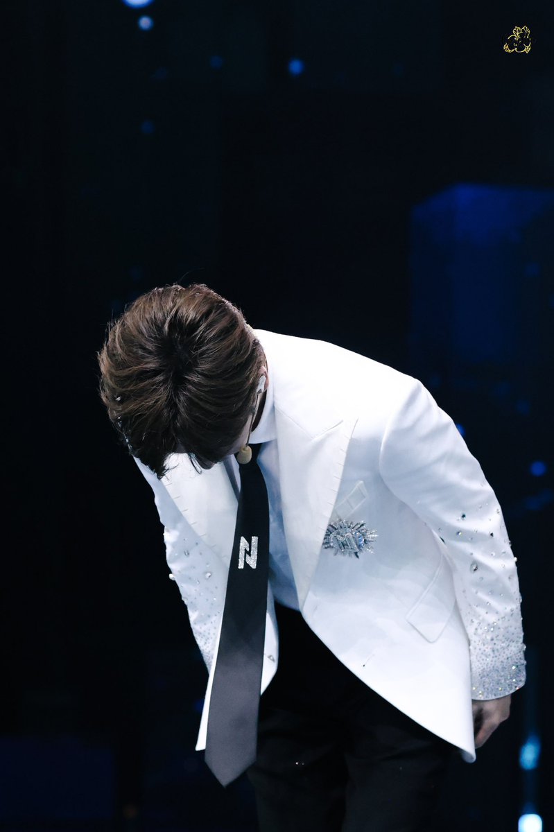 naibenho's tweet photo. Chào em, CAO KHANH TRẦN NINE KORNCHID.
CONTINUE WITH GQC
 #INTO1InTheGraduationDay https://t.co/Vp2cl6lTup