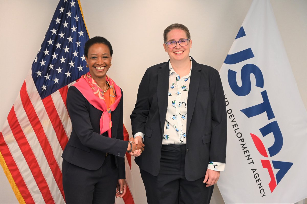 USTDAdirector46's tweet image. Welcome to @USTDA, Ellie Collinson. We look forward to the energy and enthusiasm that you will bring to achieving the highest operational standards at the Agency as our Deputy Director and Chief Operating Officer.