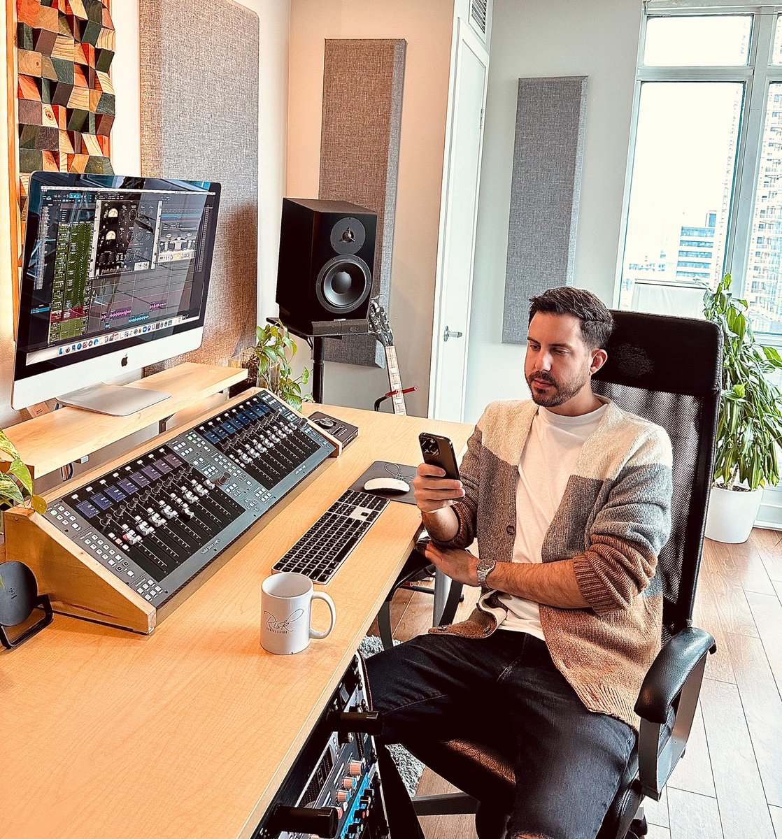 TyDanelley's tweet image. Booked and busy.. lock in with me when you can! #RiskEngineering 

Last week was hectic to say the least… and I’m expecting this week to be even crazier! Only a couple slots left for recording, and mixing has been coming in FAST.. 

Message me today, let’s work 🤟🏼