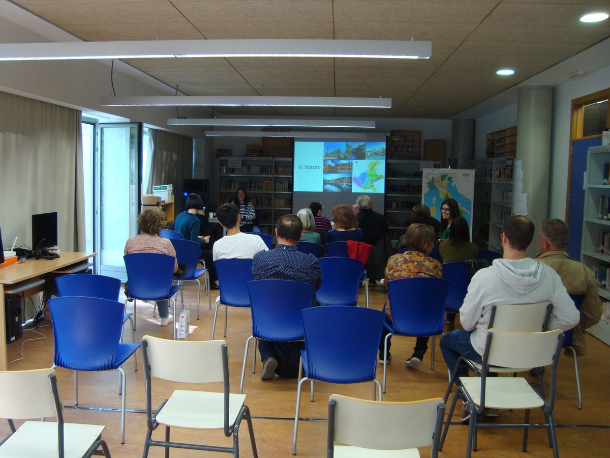 EOI_AVILA's tweet photo. Gracias  a todos por haber asistido al evento y también a nuestra querida  ponente y al departamento de italiano de la EOI de Ávila y Segovia 😁🥳 ¡Nos vemos pronto! https://t.co/CGSxVrVxE8