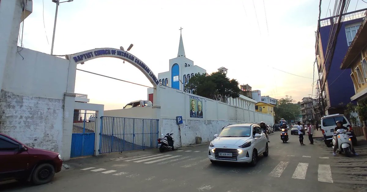 mizoraminsta's tweet photo. BCM Chanmari church, Lunglei
.
.
.
#bcmchanmari #church #biakin #christianity #christian #christianchurch #kristian #mizoramchurch #churchcomplex #mizoram #mizoraminsta #northeastIndia #lunglei #lungleichanmari #road https://t.co/VgOCP75dFG