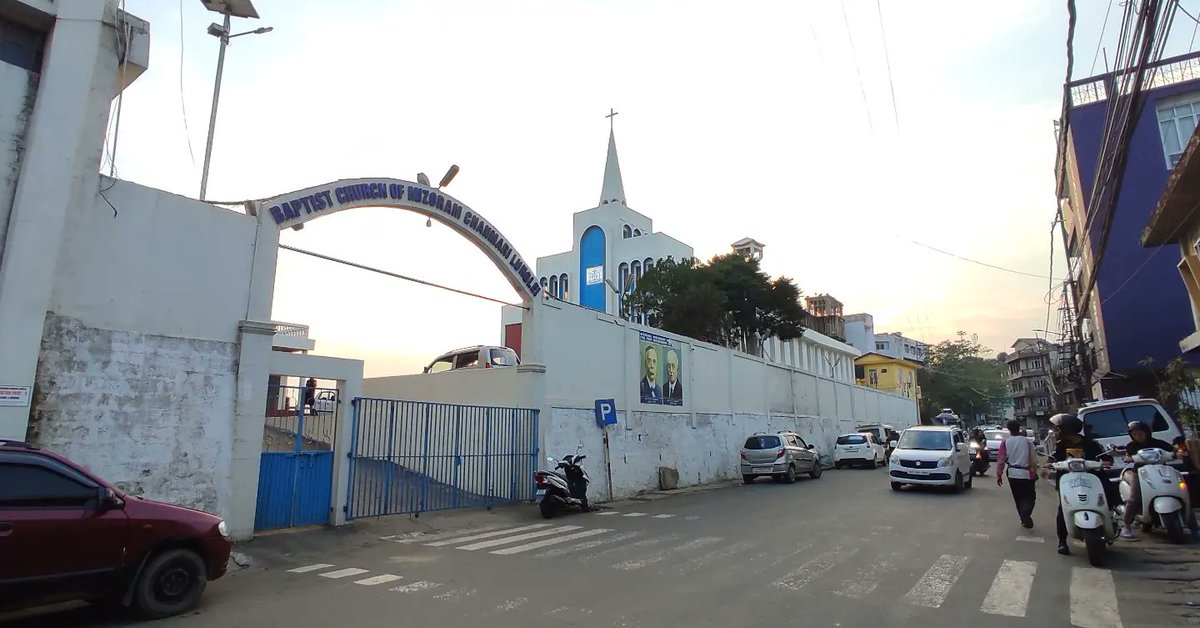 mizoraminsta's tweet photo. BCM Chanmari church, Lunglei
.
.
.
#bcmchanmari #church #biakin #christianity #christian #christianchurch #kristian #mizoramchurch #churchcomplex #mizoram #mizoraminsta #northeastIndia #lunglei #lungleichanmari #road https://t.co/VgOCP75dFG
