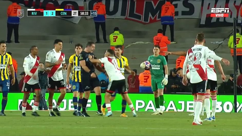 Boninimatias's tweet photo. Acá dieron 15 minutos y nadie lloró. Como siempre, lo que les molesta es Boca. https://t.co/F04dyR5sev