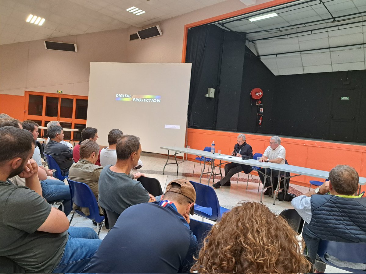 AG du syndicat des #producteurs de #semences de #maïs et #sorgho de #Provence, merci <a href="/jean/">J</a>-marcMichel pour son engagement dans le syndicat depuis 30 ans et producteur de semences depuis 42 ans...ça en fait des doses de maïs et de sorgho !